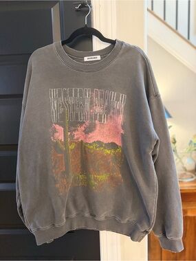 DAYDREAMER sweatshirt